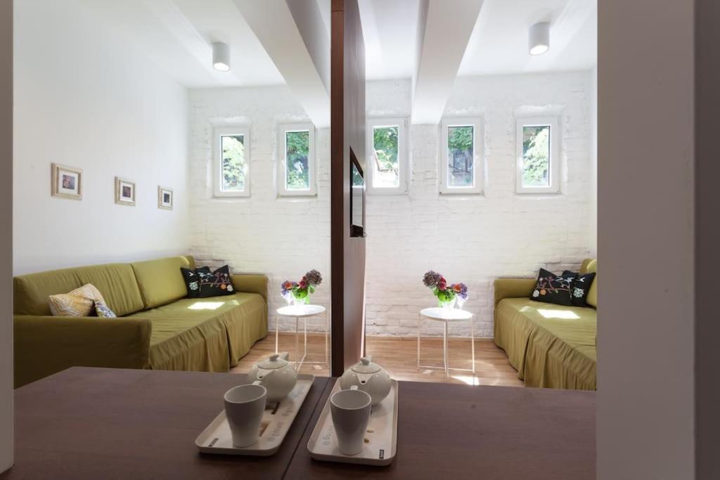 Gorgeous In The Perfect Area Apartemen *